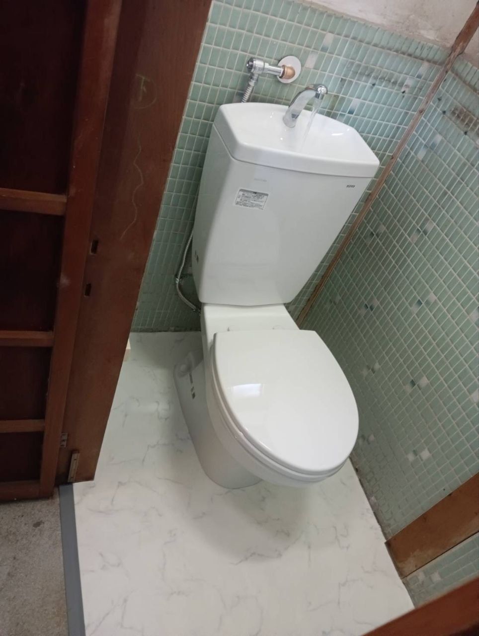 和式風タイルのトイレを新品に交換 施工後